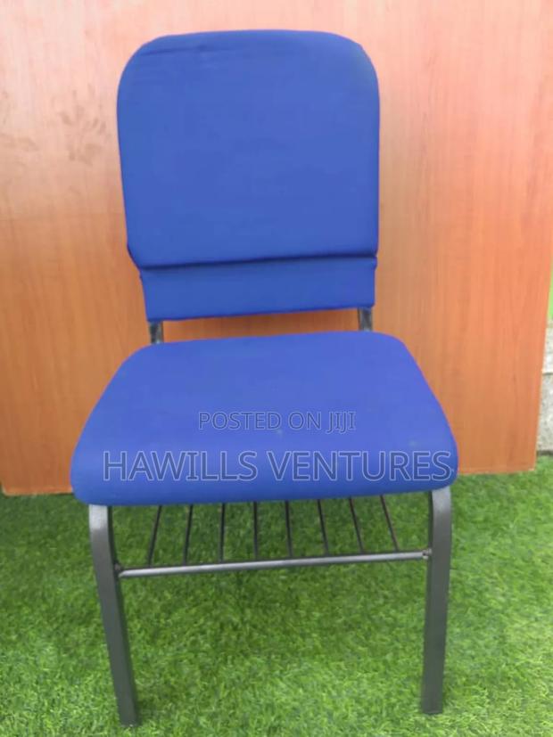 Auditorium Blue Chair · Photo 2
