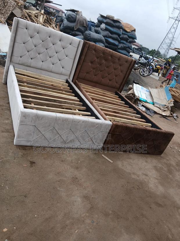 One and Half Fabric Material Bed Frame · Photo 2