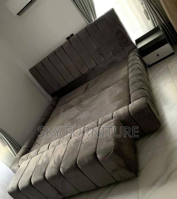 Sanctuary Queen-size Bed Frame With Ottoman And Side Drawer · Photo 2