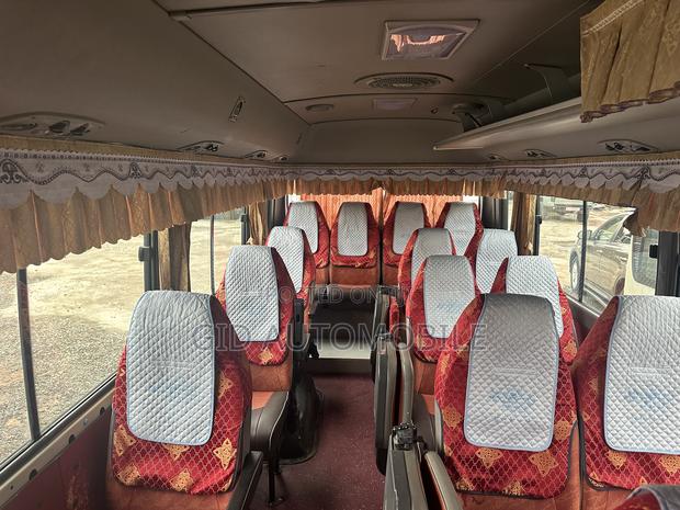 Hyundai County 2013 Grey