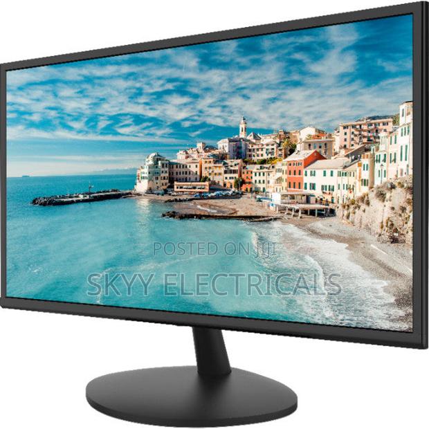 Hikvision 32” Display Monitor And · Photo 3