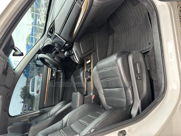 Honda CR-V Touring 2021 White