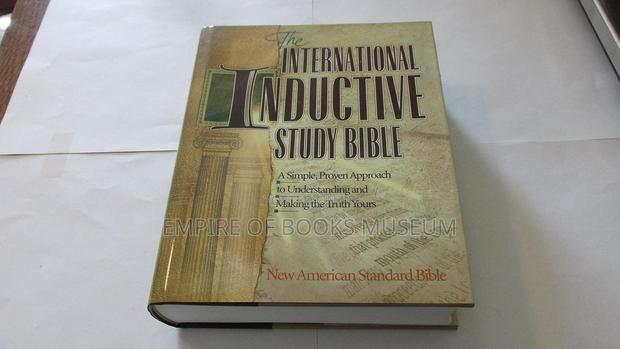 NASB International Inductive Study Bible · Photo 2