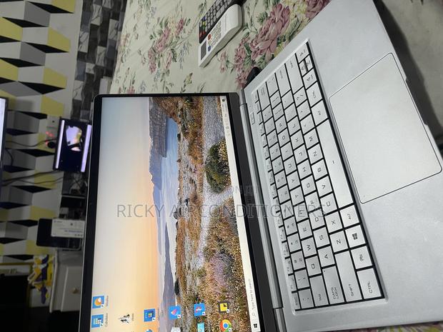 New Laptop Motile 8GB AMD Ryzen 5 SSD 256GB photo 2