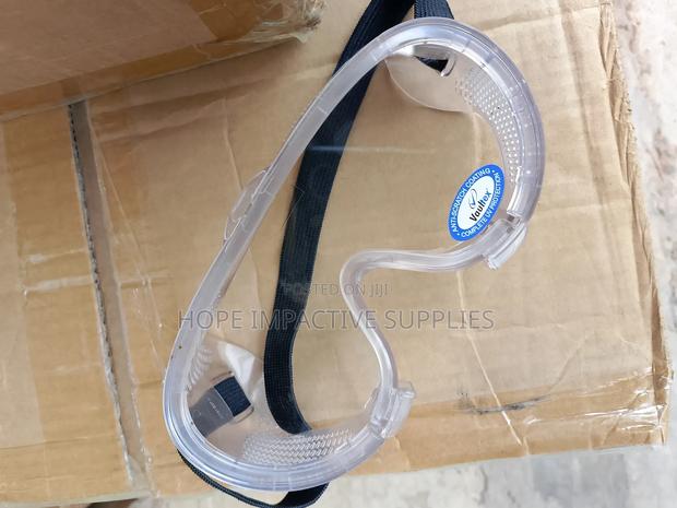 Quality Vaultex Goggles - Plain(Anti-scratch & Complete Uv Protection) · Photo 4