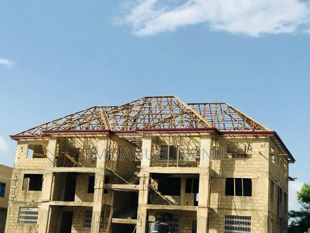 I Am Expert Carpenter in Ghana · Photo 2