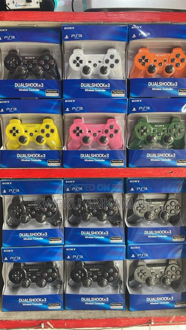 Playstation 3 Controllers for Sale · Photo 3