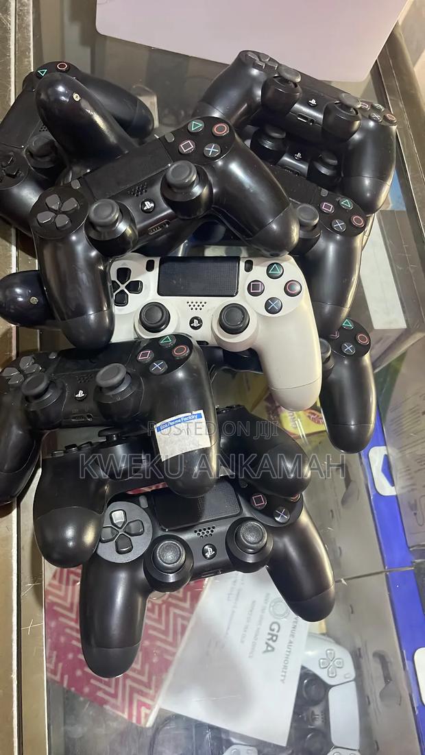Playstation 3 Used Controllers for Sale · Photo 4