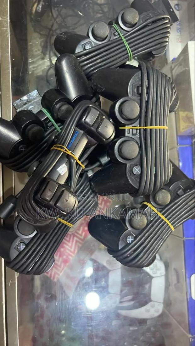 Playstation 2 Used Controllers Original · Photo 4