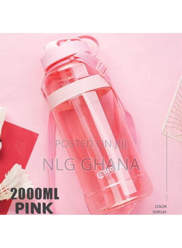 2000ml Large Capacity Sports Straw Water. Bottle. Tvx14628 · Photo 1