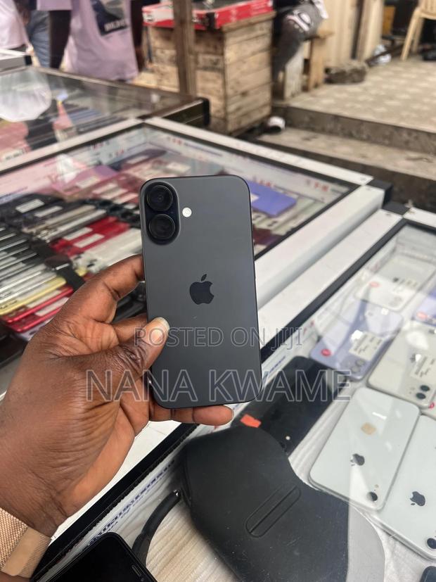 New Apple iPhone 16 128 GB Black