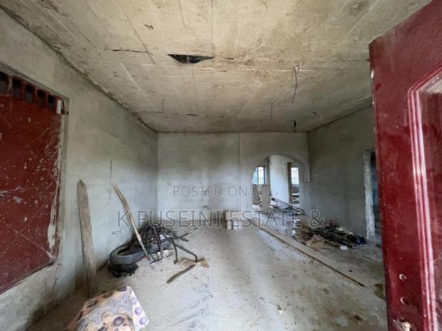 8bdrm House in K Fuseini Estate, Kumasi Metropolitan for sale photo 5