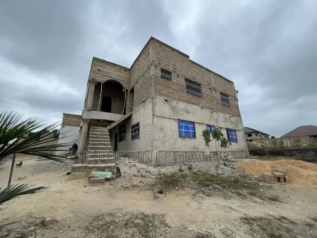 8bdrm House in K Fuseini Estate, Kumasi Metropolitan for sale photo 8