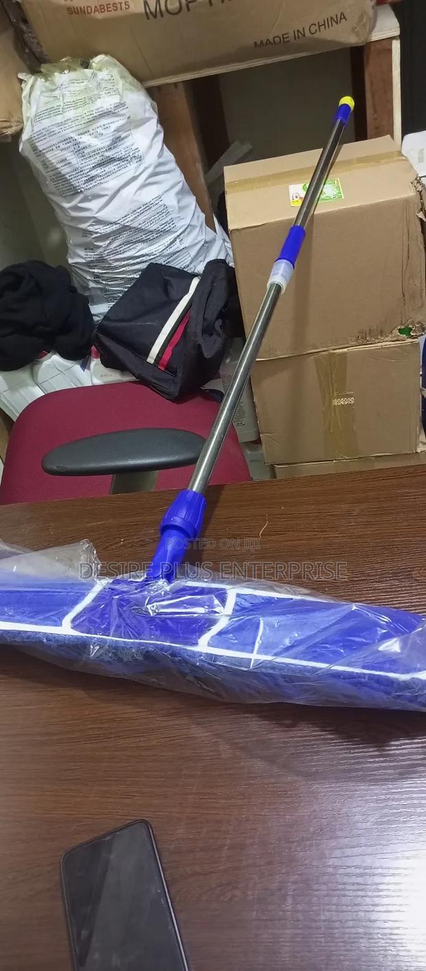 Flat Mop Dust Control Sweeper photo 3