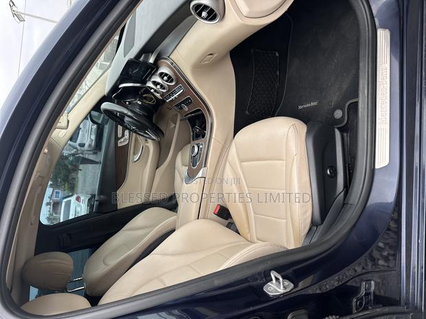 Mercedes-Benz C300 Base C300 AWD 4MATIC Sedan 2019 Blue