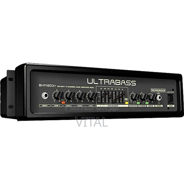 Bass Combo Amplifier Behringer Ultrabass Bxr1800h photo 2