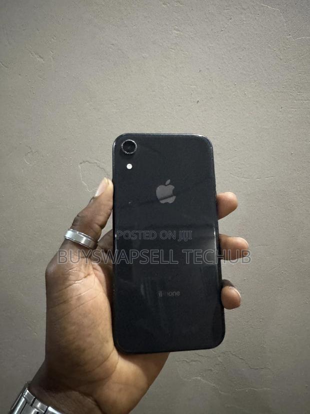 Apple iPhone XR 64 GB Black