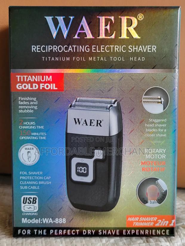 Professional Rechargeable Electric Shaver · Photo 2
