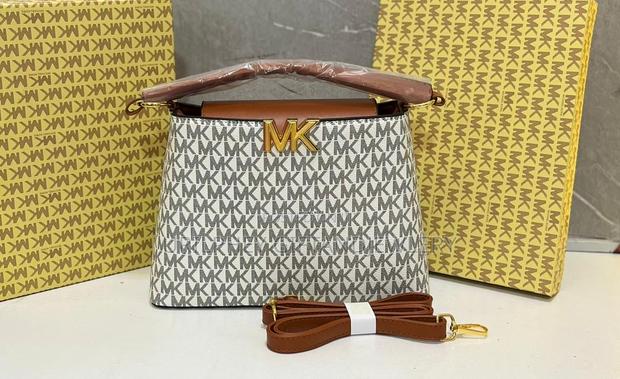 Michael Kors photo 2