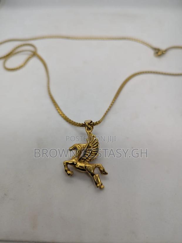 Pegasus Necklace · Photo 4