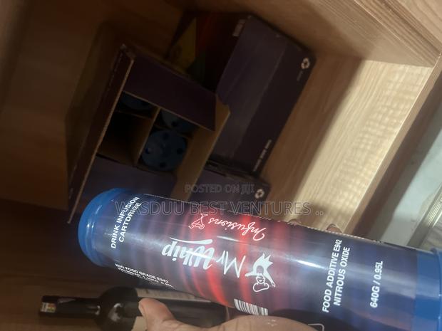 Mr Whip Infusions Tanks · Photo 4