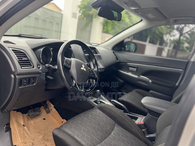 Mitsubishi Outlander SE S-AWC 2020 Silver