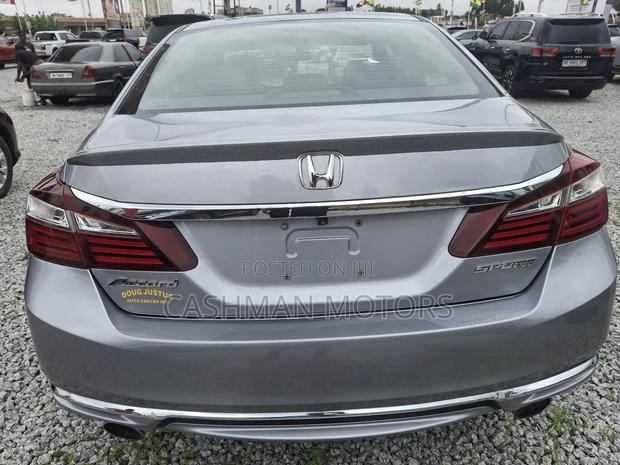 Honda Accord Sport 4dr Sedan FWD (2.4L 4cyl 2A) 2017 Silver