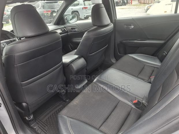 Honda Accord Sport 4dr Sedan FWD (2.4L 4cyl 2A) 2017 Silver