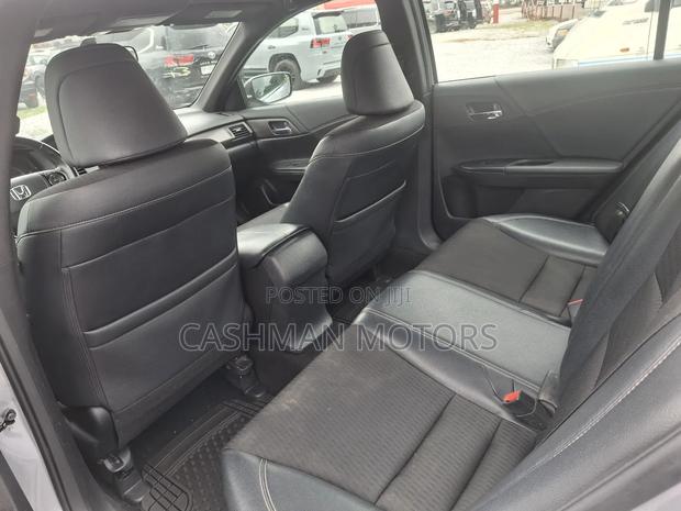 Honda Accord Sport 4dr Sedan FWD (2.4L 4cyl 2A) 2017 Silver