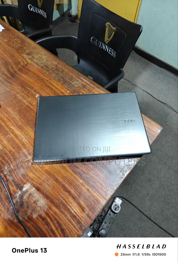 Laptop Acer Aspire E5-576 6GB Intel Core I3 SSD 256GB photo 6