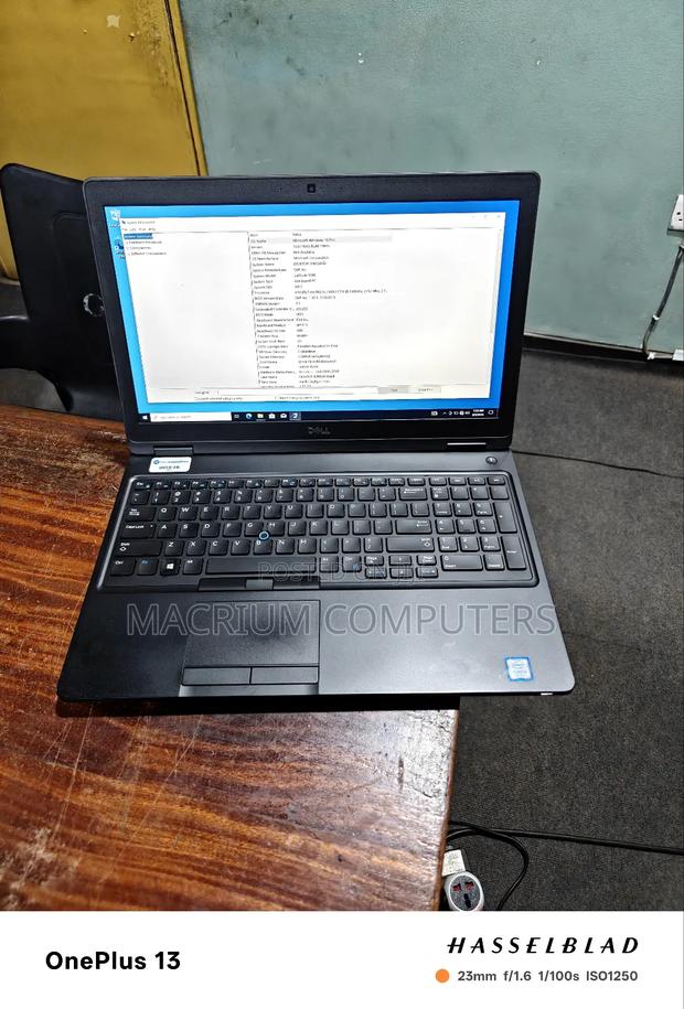Laptop Dell Latitude 3310 4GB Intel Core I5 SSD 256GB photo 2