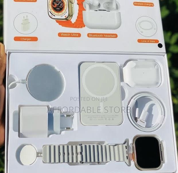 X8 Ultra Max Smart Watch ( + Wireless Charger,Airpod Pro,Original Usb · Photo 1
