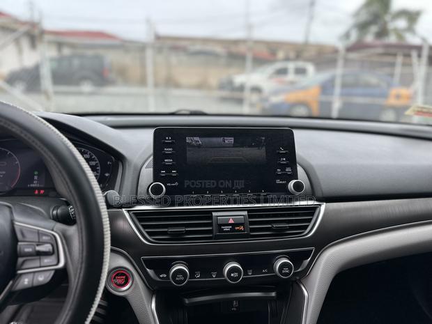 Honda Accord EX-L (1.5L 4cyl Turbo CVT) 2019 Blue