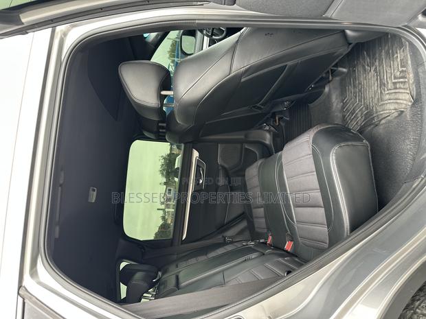 Honda CR-V EX-L AWD 2020 Gray