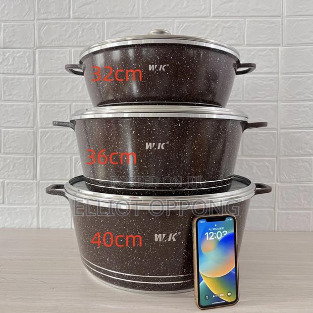 Large 3 Set Nonstick Cookware · Photo 3