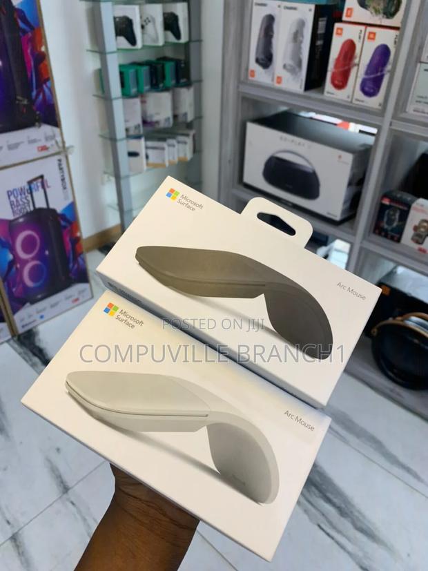 Microsoft Surface Arc Mouse · Photo 4