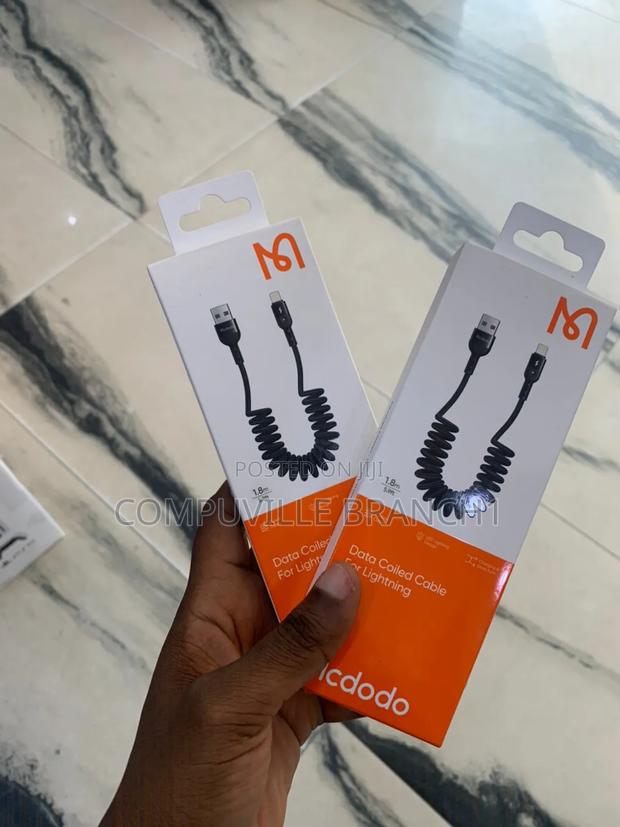 McDodo Data Coiler Cable for Lightning · Photo 3