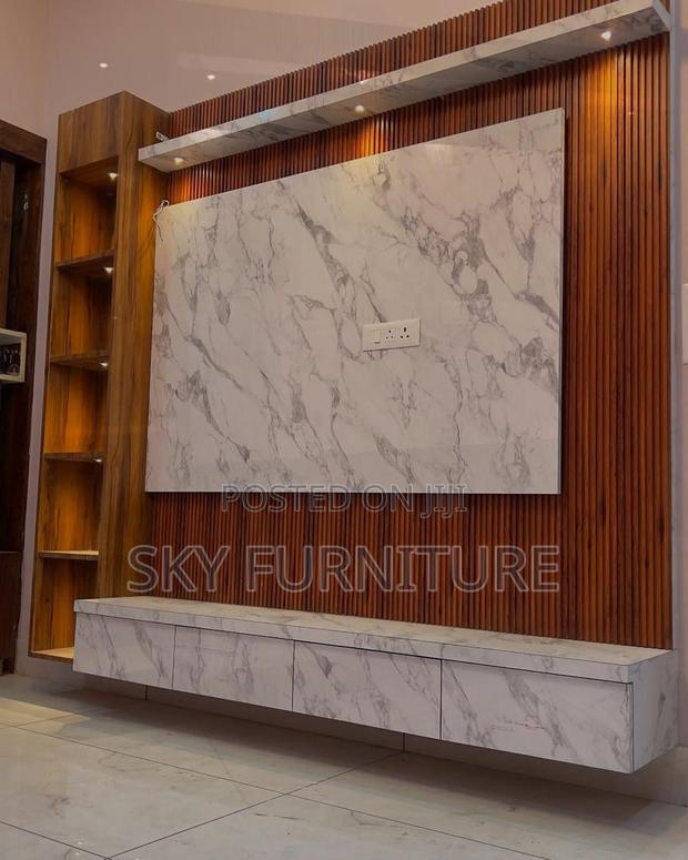 Tv Console With Full Panel · Photo 2