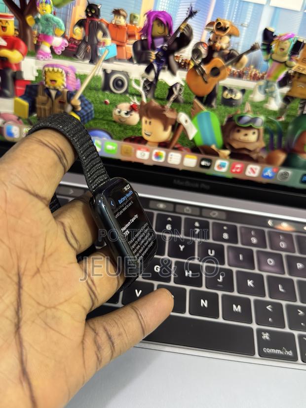 Apple Watch Series 7 45mm photo 5
