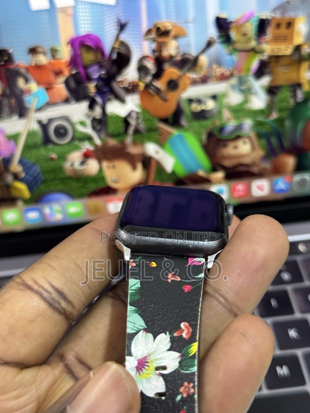 Apple Watch Series 4 40mm GPS photo 4