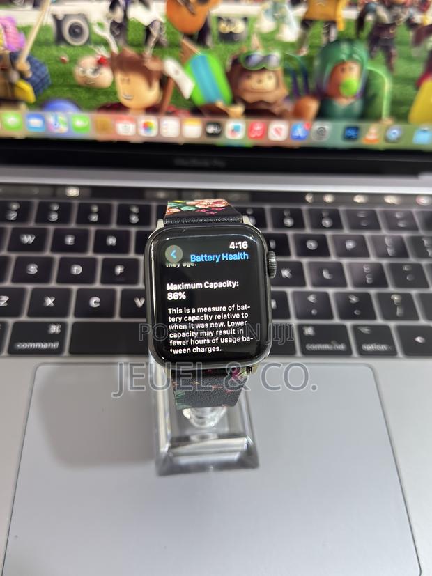 Apple Watch Series 4 40mm GPS photo 2