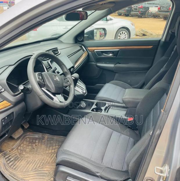 Honda CR-V 2019 Gray