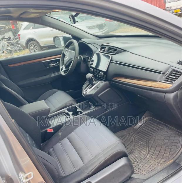 Honda CR-V 2019 Gray