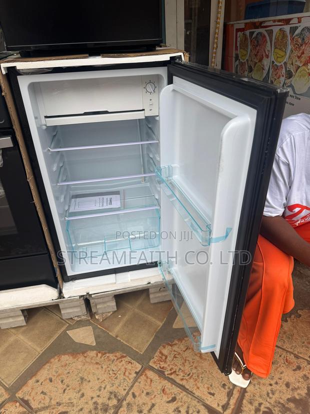 Nasco 92ltr Table Top Refrigerator-nasf1-110fl-b Black