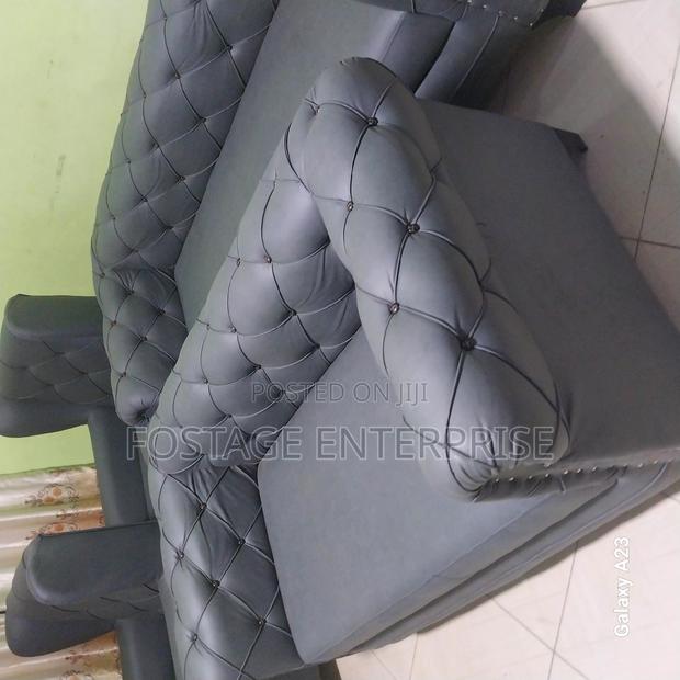 Execellent Designed Set Of Gray Couches photo 2