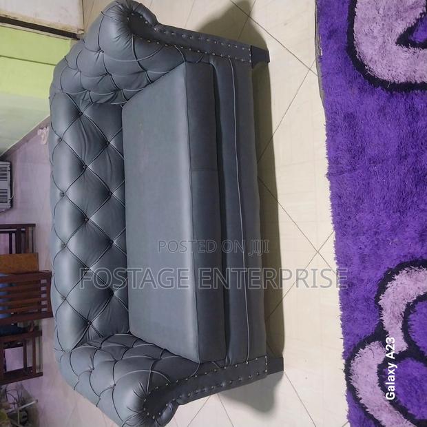 Execellent Designed Set Of Gray Couches photo 3