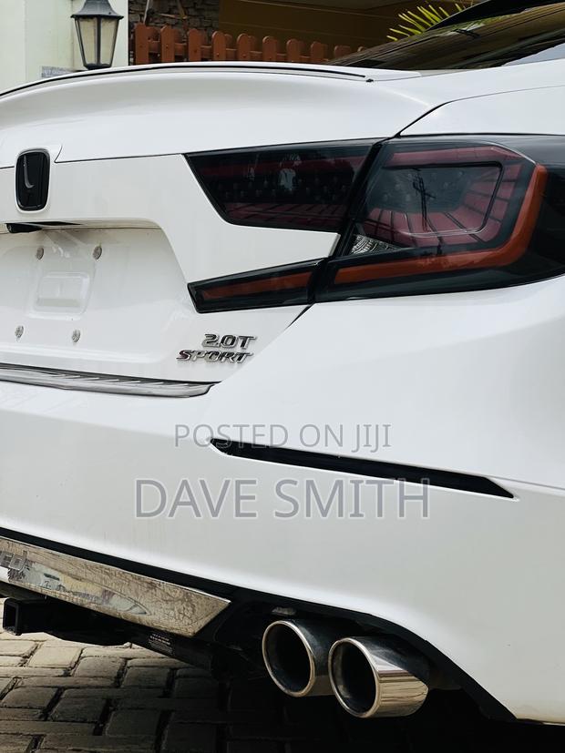 Honda Accord Sport (2.0L 4cyl Turbo 6M) 2019 White