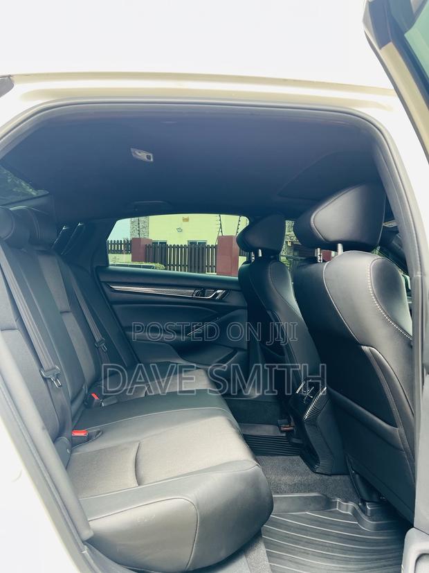 Honda Accord Sport (2.0L 4cyl Turbo 6M) 2019 White