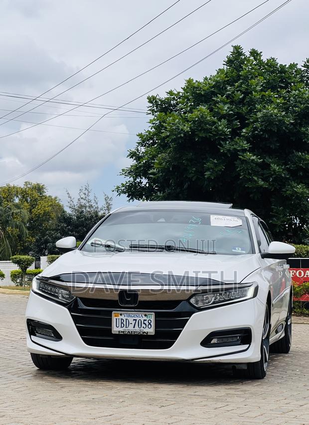 Honda Accord Sport (2.0L 4cyl Turbo 6M) 2019 White