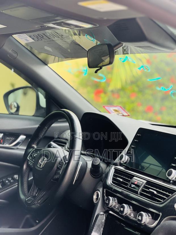 Honda Accord Sport (2.0L 4cyl Turbo 6M) 2019 White